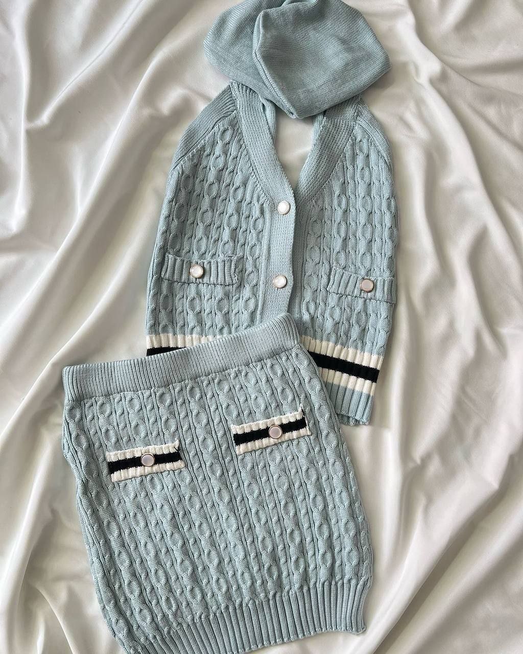 ست دو تیکه تاپ و دامن بافت دخترانه کد 419063