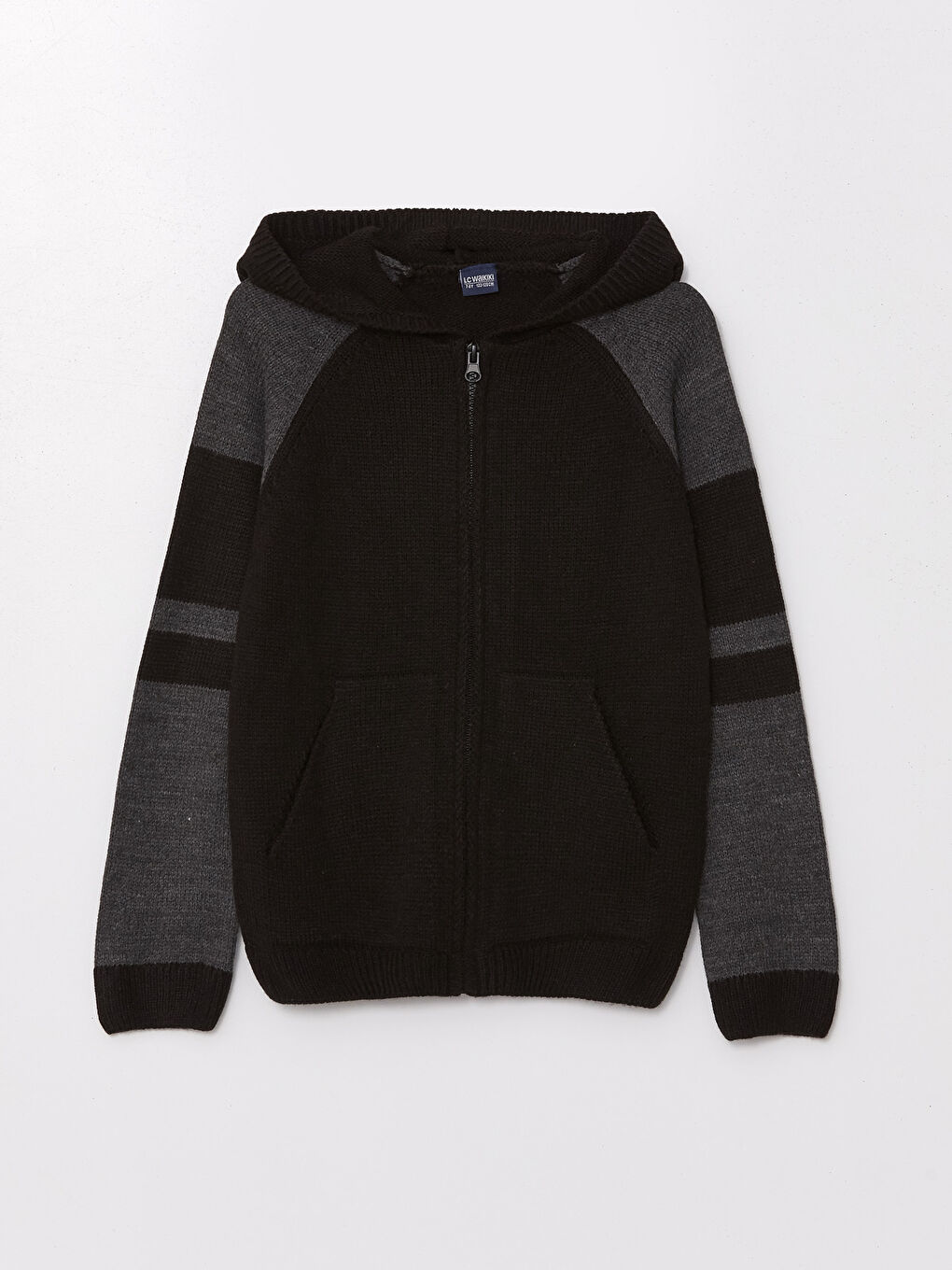 بافت پسرانه 30119 سایز 5 تا 14 سال مارکlc waikiki *