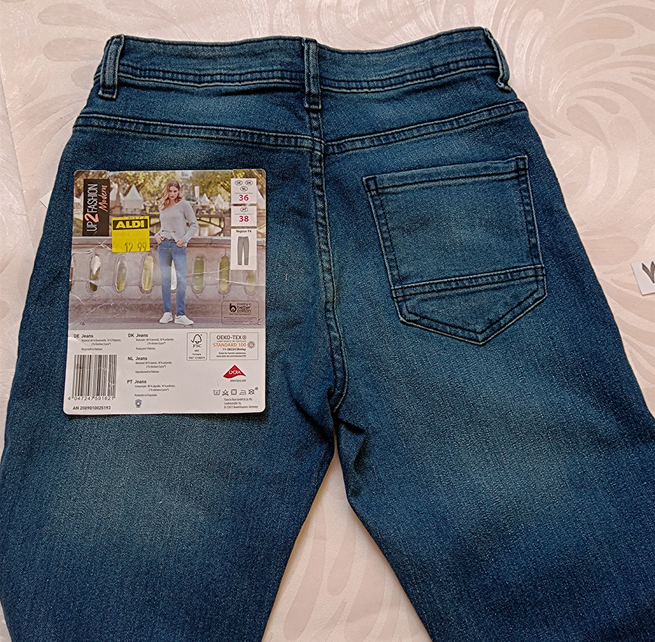 شلوار جین طرح regular fit کد 2205419