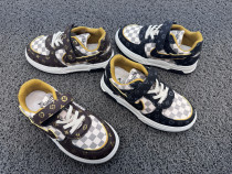 کفش اسپورت مارک A shoes سایز 32 تا 37 کد 2082