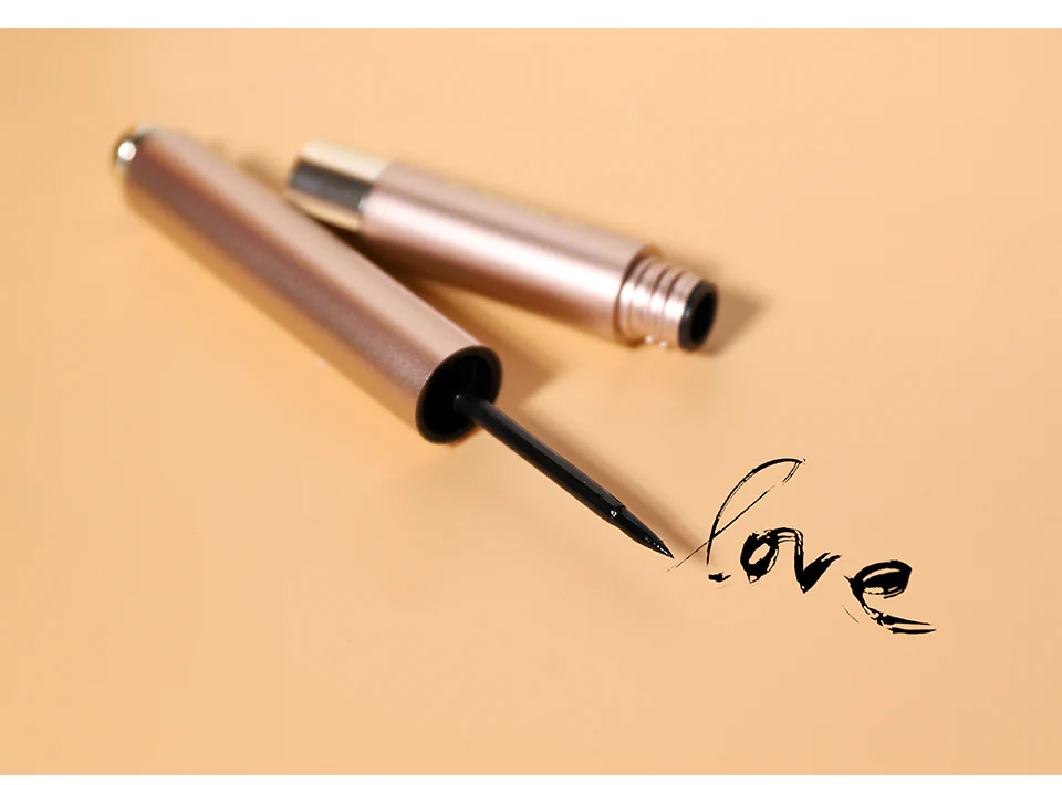 خط چشم مایع مشکی مات برند O.TWO.O کد (2062) FFLN9084