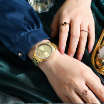 ساعت مچی زنانه برند 9088 CURREN  کد 2202