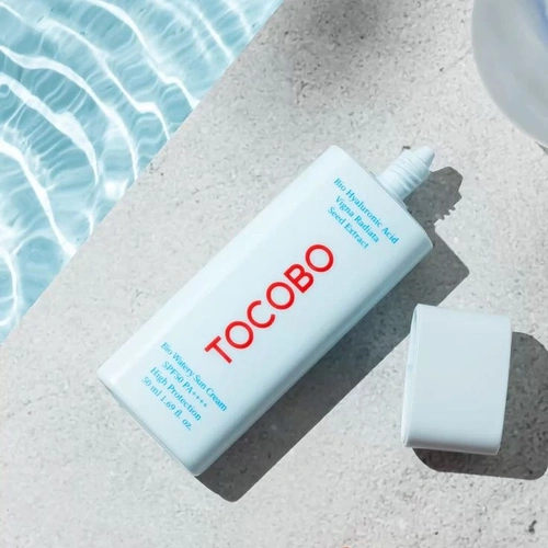 ضد آفتاب بایو واتری توکوبو TOCOBO Bio Watery Sun Cream SPF50 کد 2480