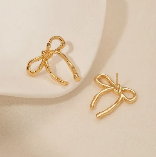 گوشواره استیل میخی طرح پاپیون کد 2619