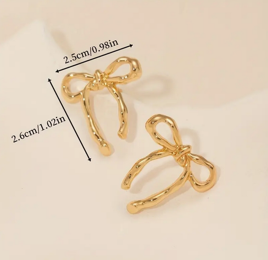 گوشواره استیل میخی طرح پاپیون کد 2619