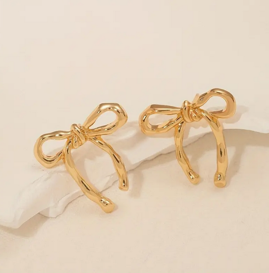 گوشواره استیل میخی طرح پاپیون کد 2619