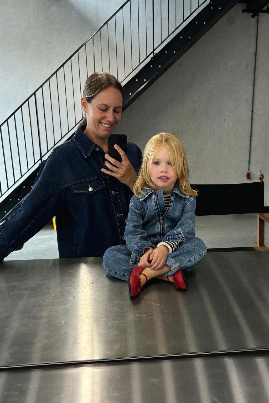 جامسوئیت جینز دخترانه 29240 سایز 18 ماه تا 6 سال مارک ZARA