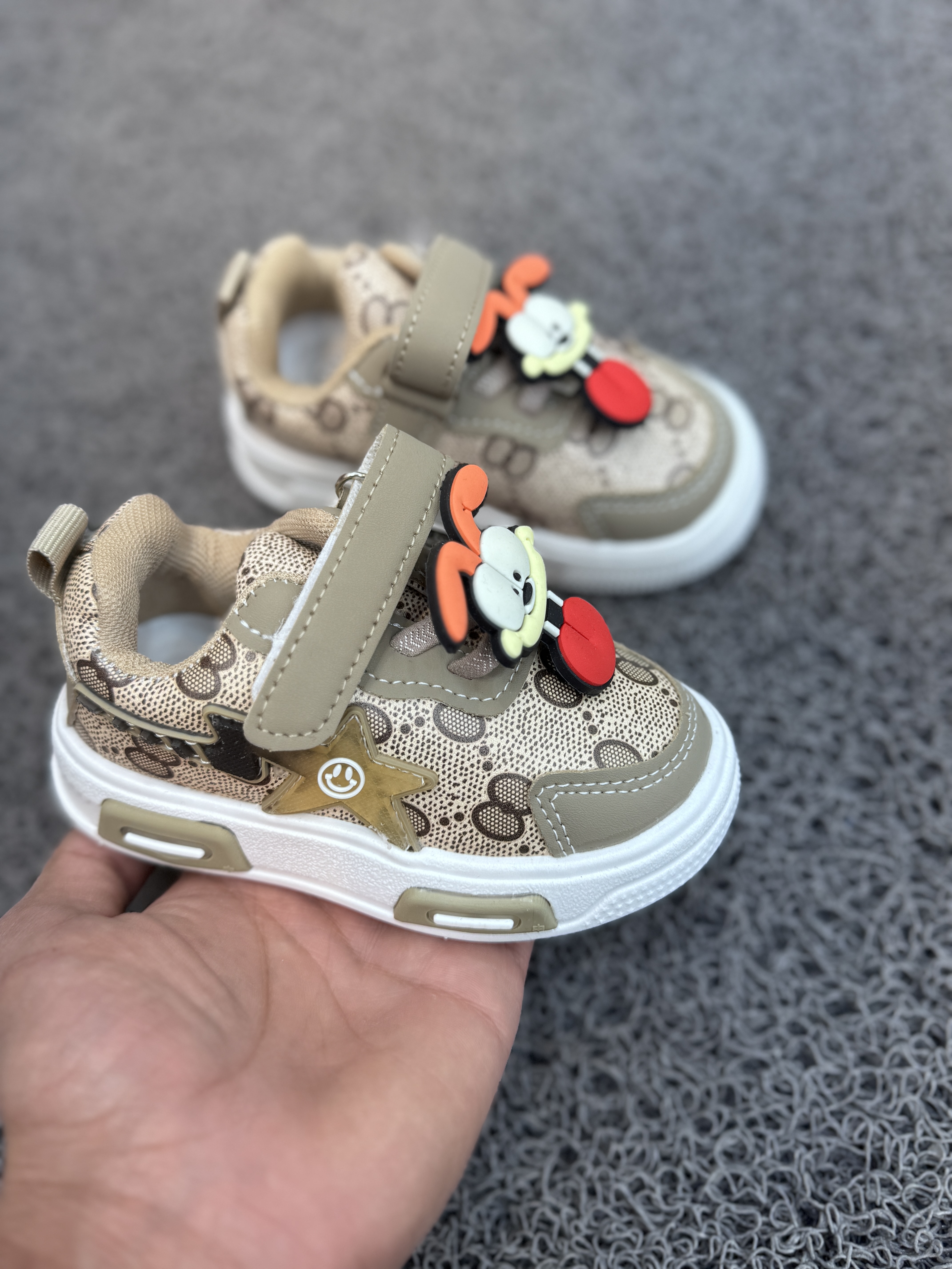 کفش اسپورت مارک K Shoes سایز 21 تا 25 کد 2105