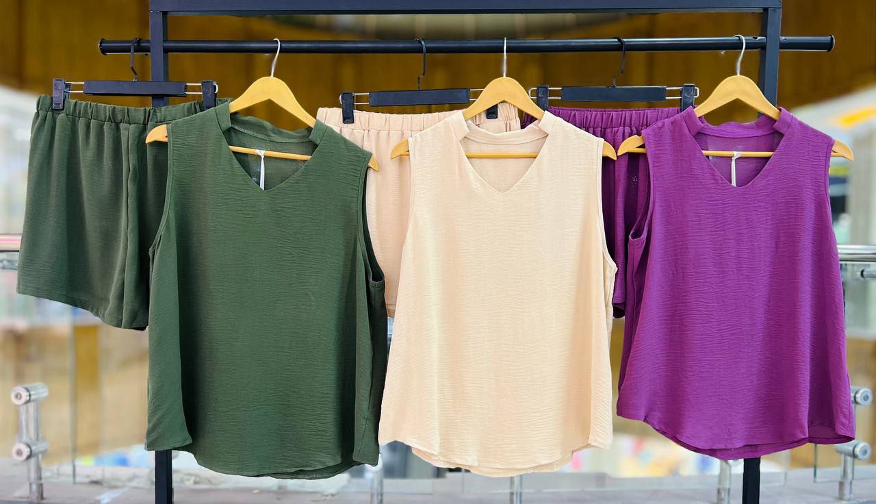 ست دو تیکه بلوز شورتک زنانه مارک shein کد 418642