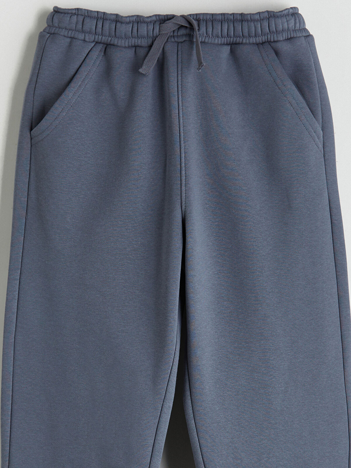 شلوار پسرانه 29783 سایز 7 تا 14 سال مارک LC WAIKIKI