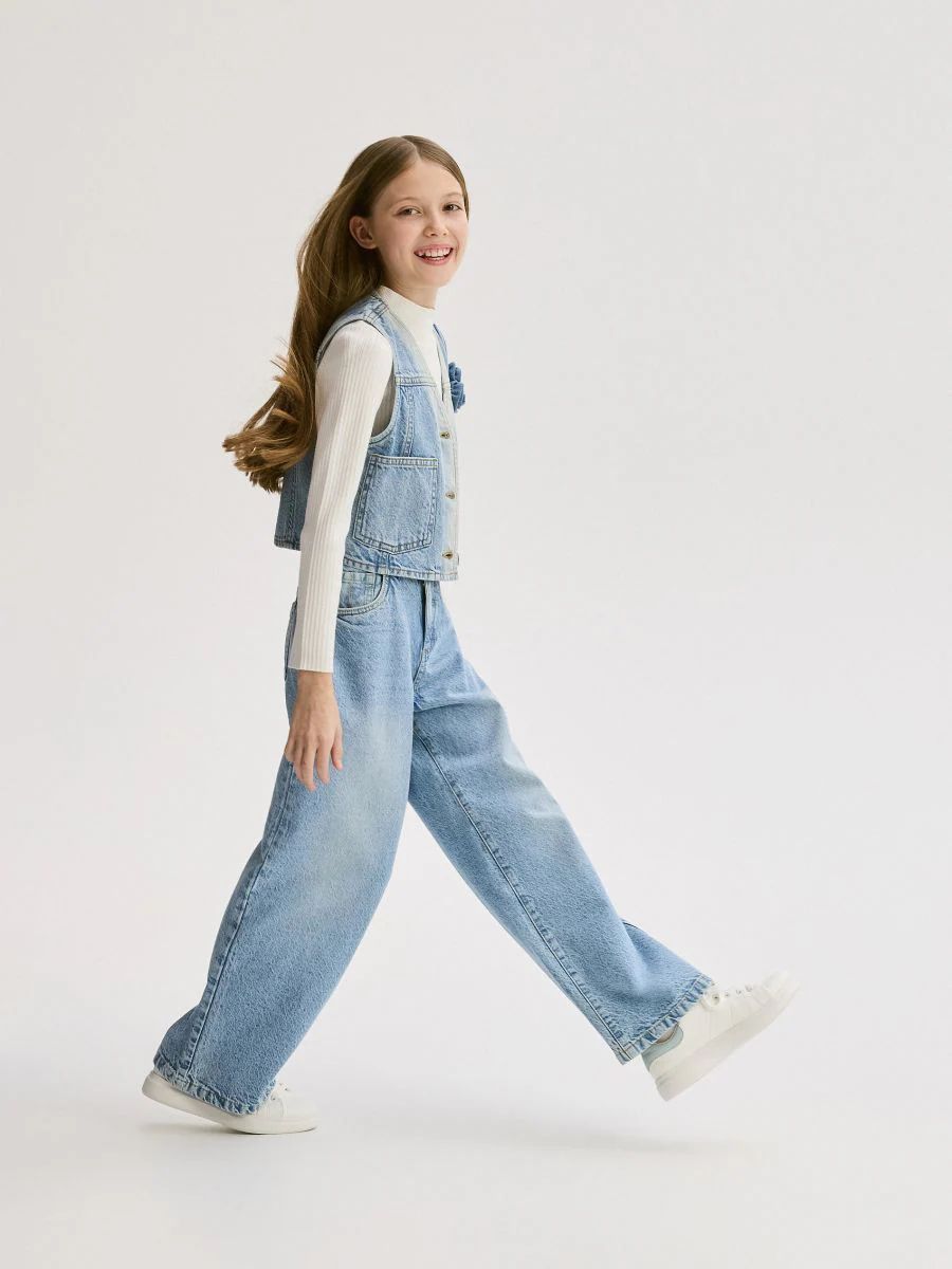 شلوار جینز 30632 سایز 6 تا 15 سال مارک Reserved   *